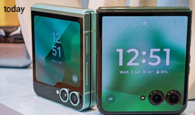 Motorola Razr+ 2025